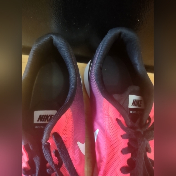 COPY - NiKE Revolution 3 Kids Girls size 5.5y multi pink - Picture 7 of 15